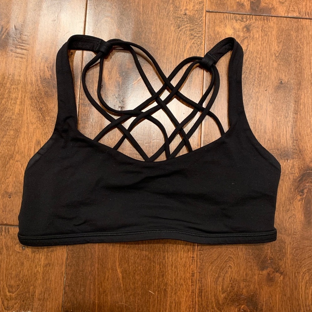 lululemon sports bra